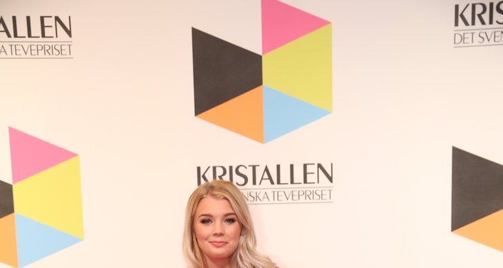 Kristina "Keyyo" Petrushina på röda mattan under kristallen 2018.