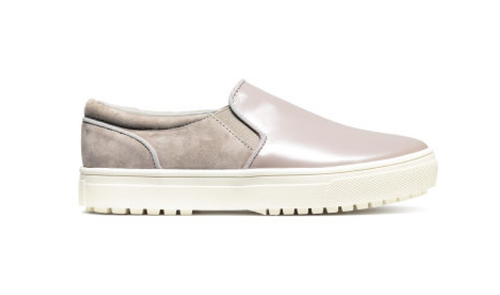 Fin färg på sneakers med både mocka och läder från H&M, ca 400 kr. Fin färg på sneakers med både mocka och läder från H&M, ca 400 kr.